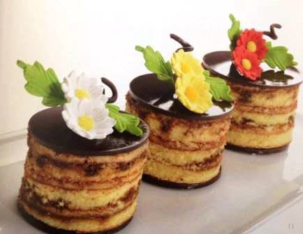 Eis Cassata